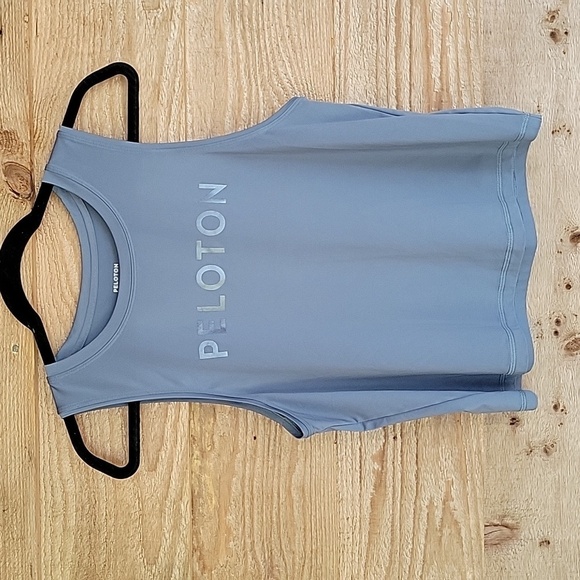 Peloton Tops - Peloton Size Medium Slate Blue Distance Muscle Tank